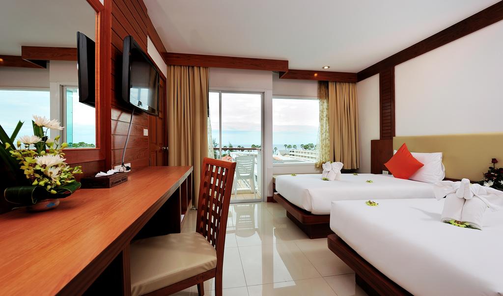 Отель, 3, Baumancasa Karon Beach Resort