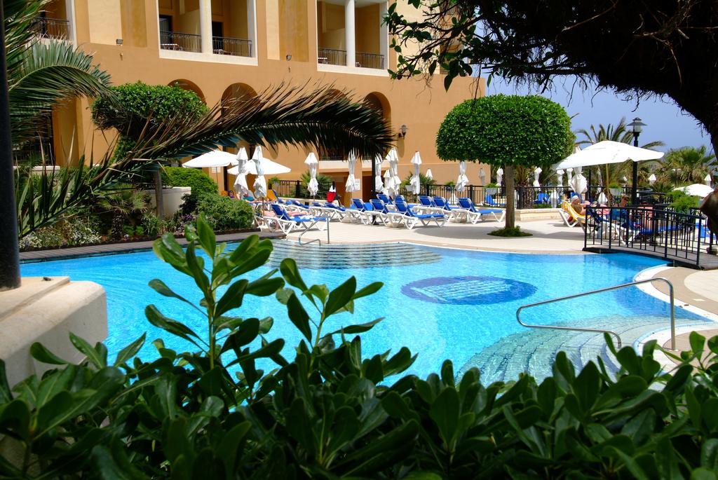 Туры в отель Marina Hotel At The Corinthia Beach Resort Сент-Джулианс Мальта