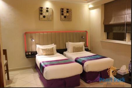 Dubai (city) Pearl Executive Hotel Apartment prices