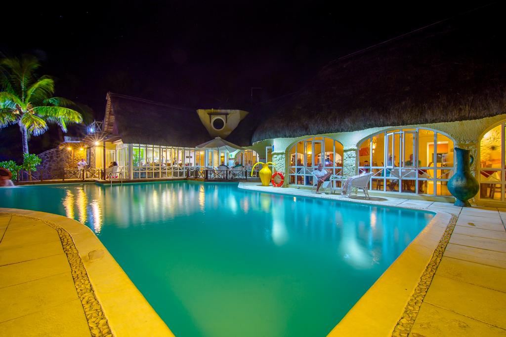 Туры в отель Le Surcouf Hotel & Spa Восточное побережье Маврикий