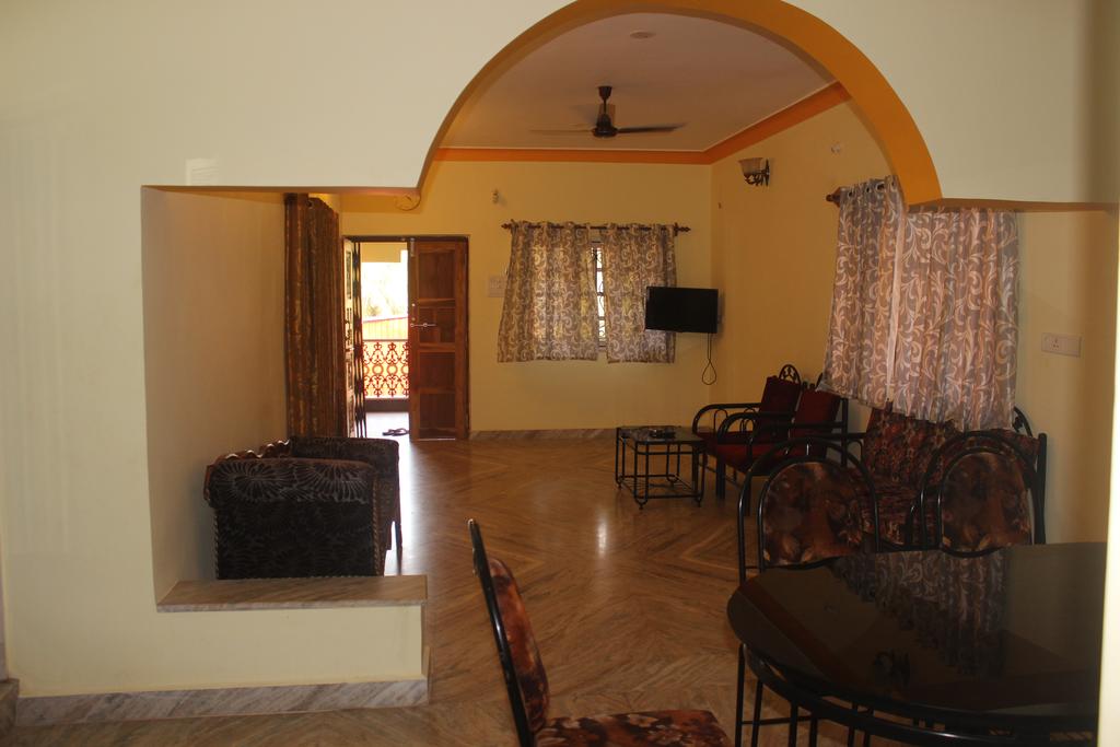 Відпочинок в готелі Morjim Guest House Морджім Індія