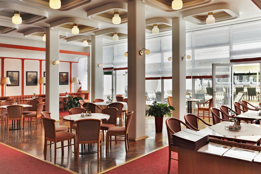 Горящие туры в отель Parkhotel Golf Марианские Лазнe Чехия
