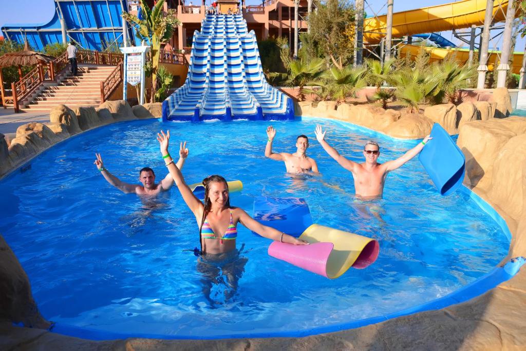 Відпочинок в готелі Pickalbatros Jungle Aqua Park Resort - Neverland Хургада Єгипет