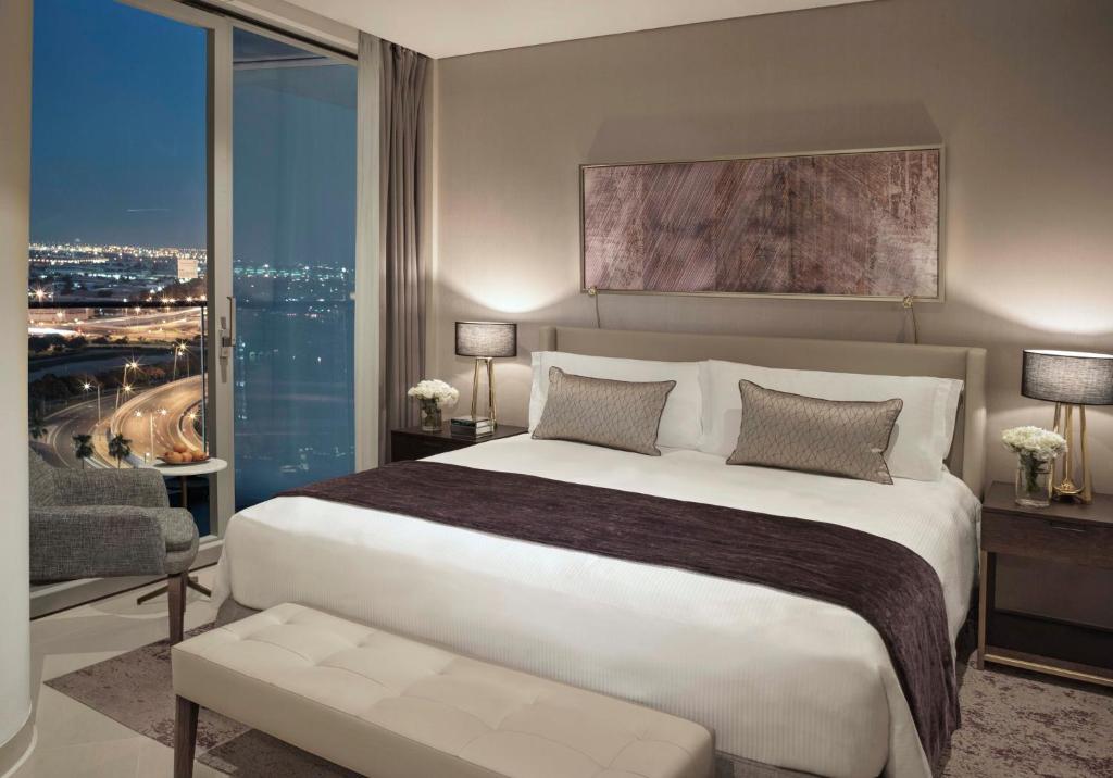 Intercontinental Residence Suites Dubai Festival City, питание