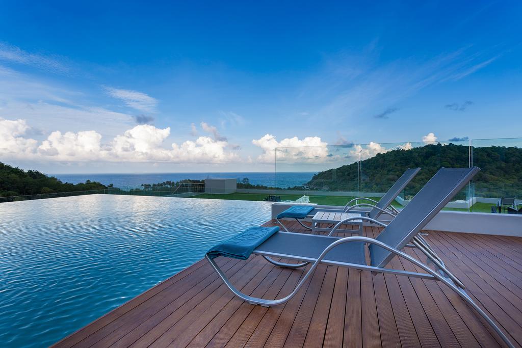 Горящие туры в отель Crest Resort & Pool Villas Патонг