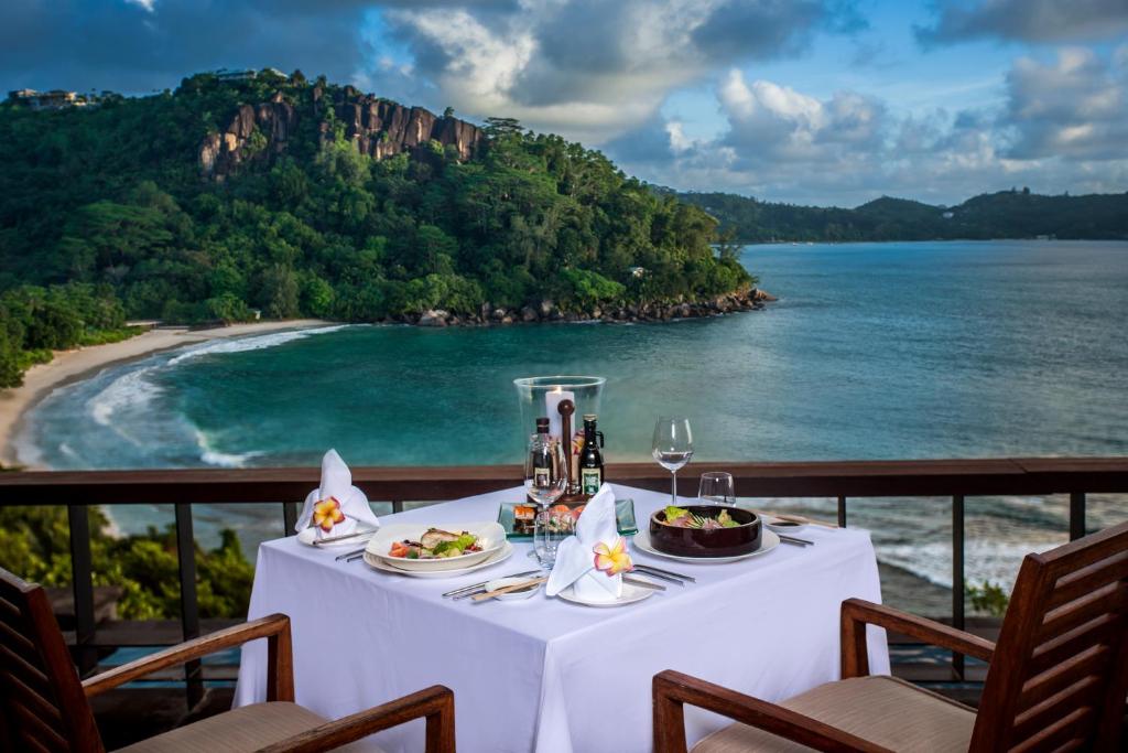 Anantara Maia Seychelles Villas (ex. Maia Luxury Resort & Spa), Мае (острів)