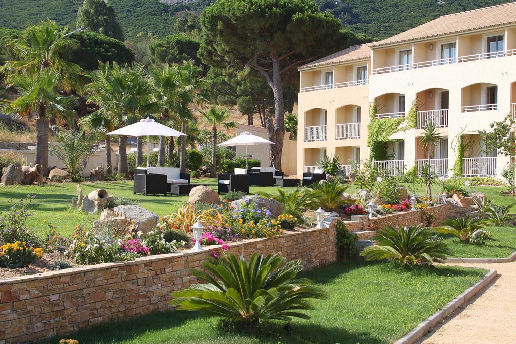 Відпочинок в готелі Hotel Corsica
