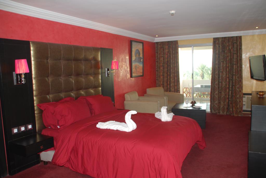 Hotel Adrar, Агадир