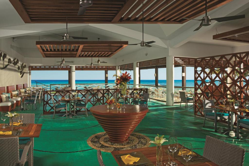 Туры в отель Dreams Jade Resort & Spa - All Inclusive (ex. Now Jade Riviera Cancun Resort & Spa) Ривьера-Майа Мексика