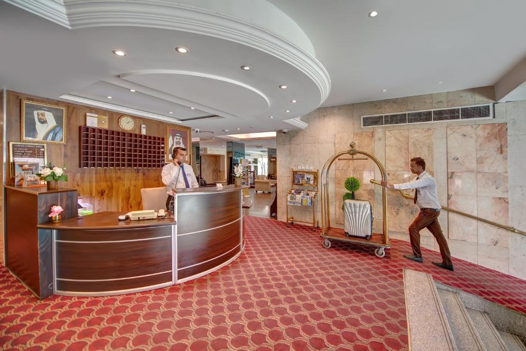 Al Bustan Hotels Flats, APP, фотографии