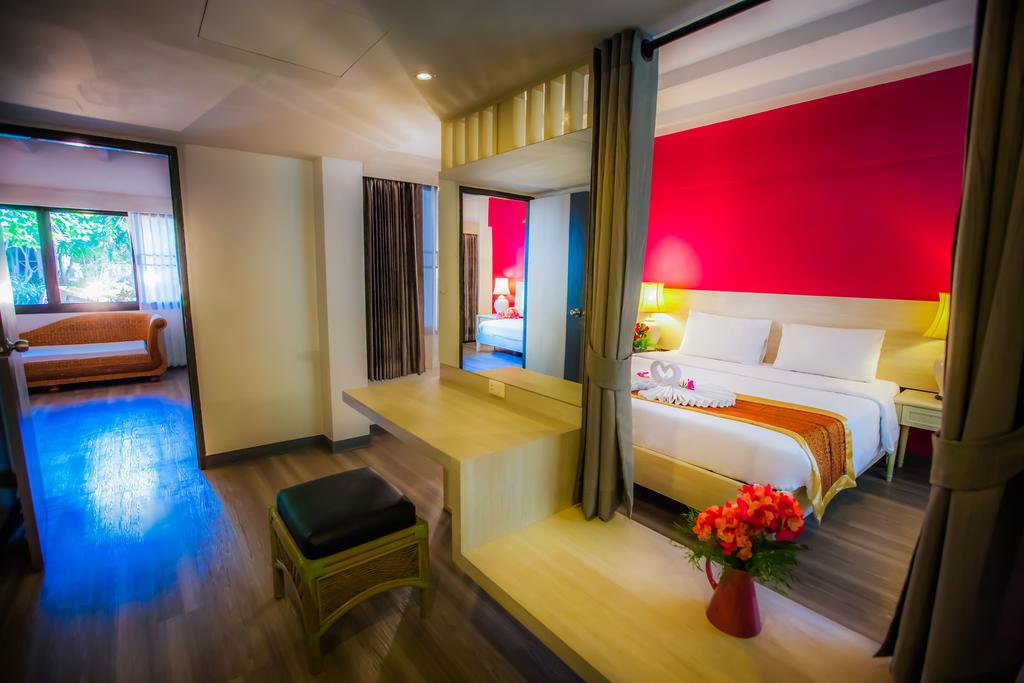 Odpoczynek w hotelu Natural Park Resort Plaża w Pattayi Tajlandia