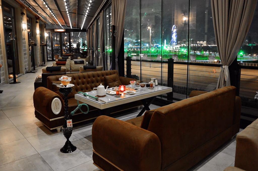 Відпочинок в готелі Riviera Hotel Баку Азербайджан