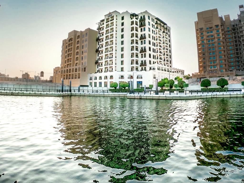 Dubaj (miasto) Suha Creek Hotel Apartment ceny