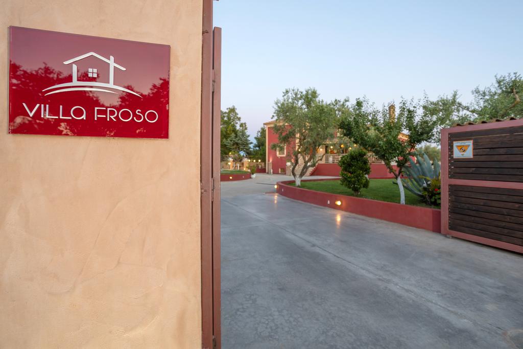 Villa Froso, номера