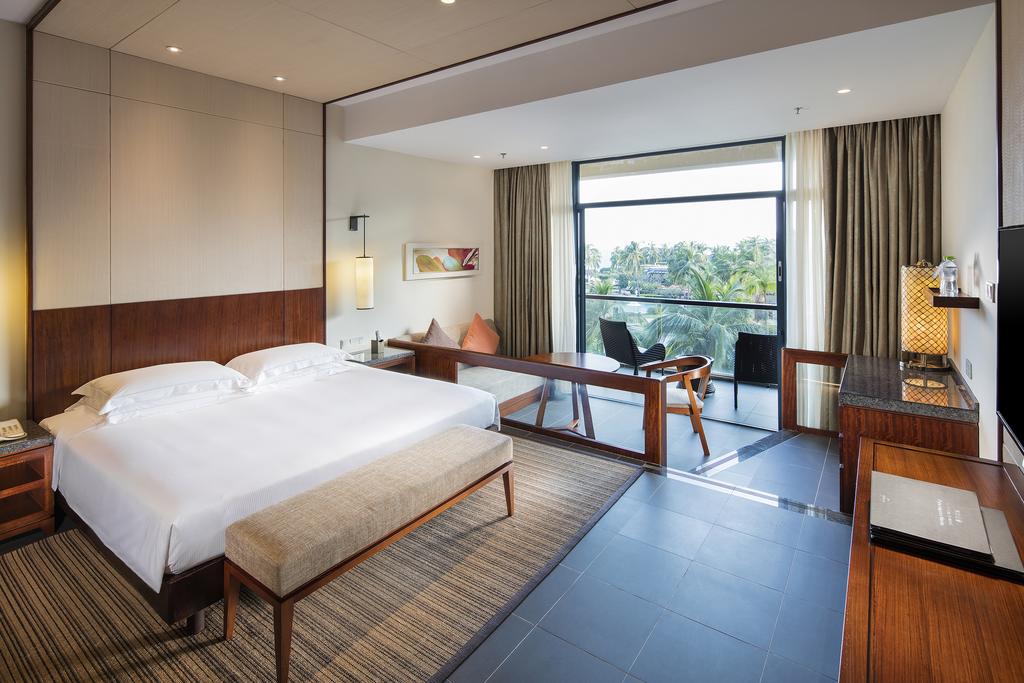 Відпочинок в готелі Hilton Sanya Resort & Spa Санья Китай