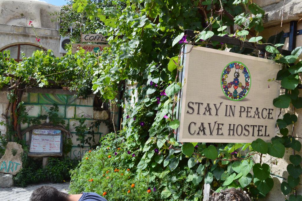 Stay in Peace Cave Hostel, питание
