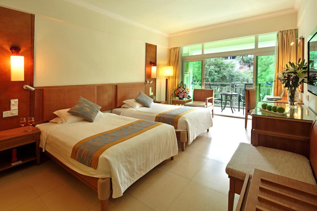 Отзывы об отеле Landscape Beach Hotel Sanya (ex. Liking Resort)