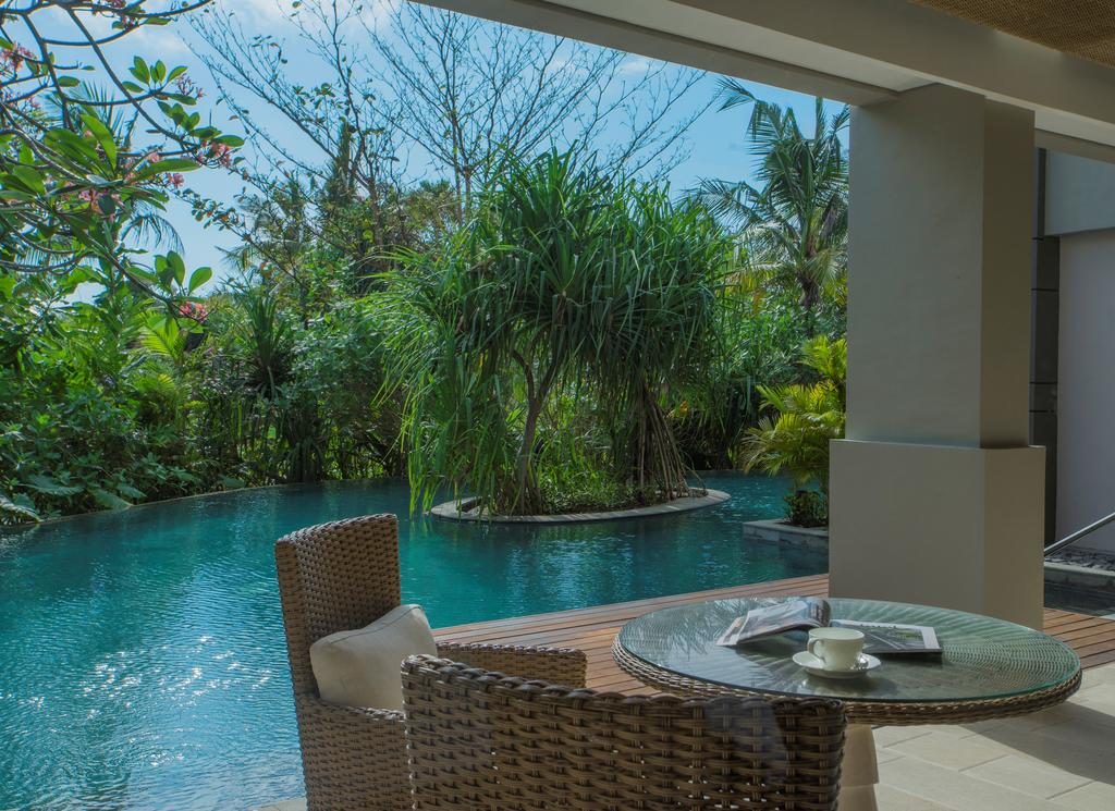 Відпочинок в готелі The Ritz-Carlton Bali Нуса-Дуа