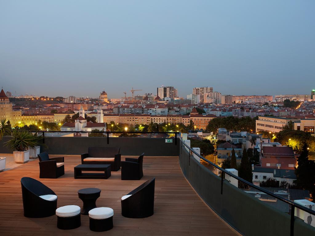 Holiday Inn Lisboa Португалия цены