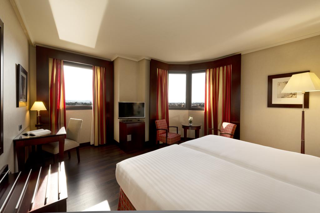 Отзывы про отдых в отеле, Sevilla Center Hotel