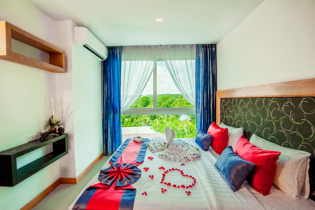 Відгуки про готелі The Jasmine Nai Harn Beach Resort & Spa