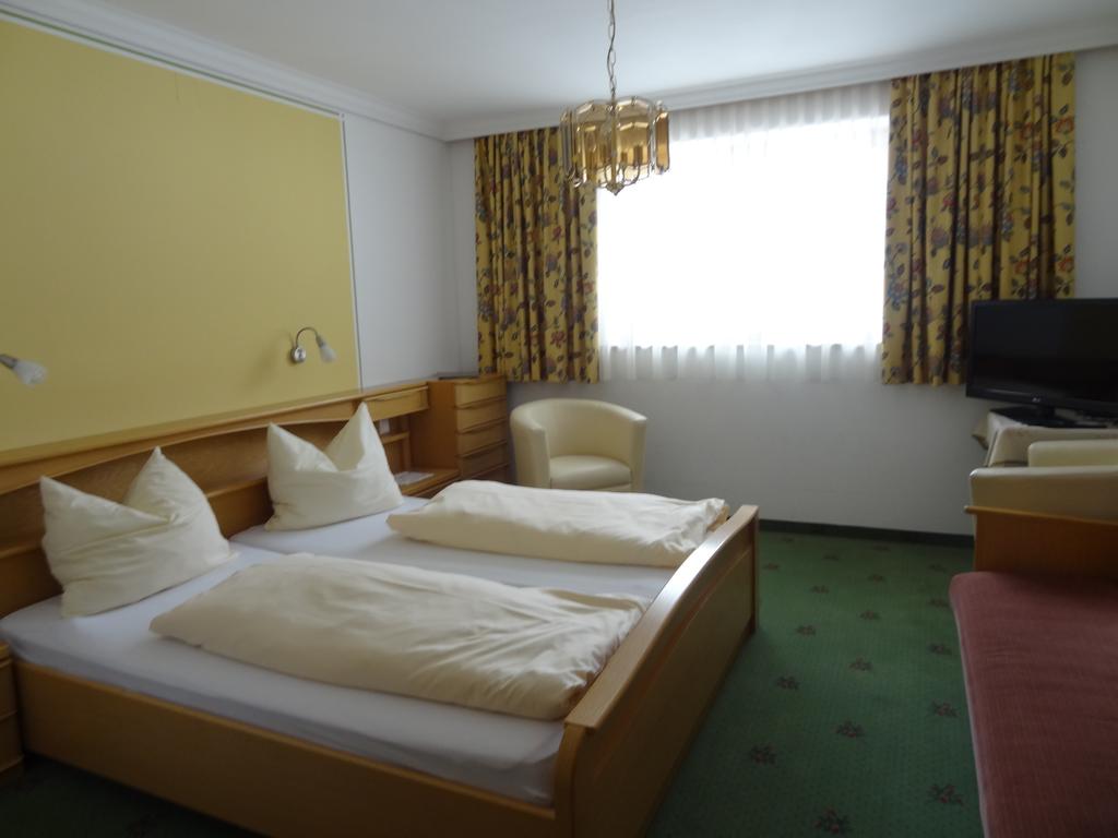 Відпочинок в готелі Familien Hotel Berghof Каринтія Австрія