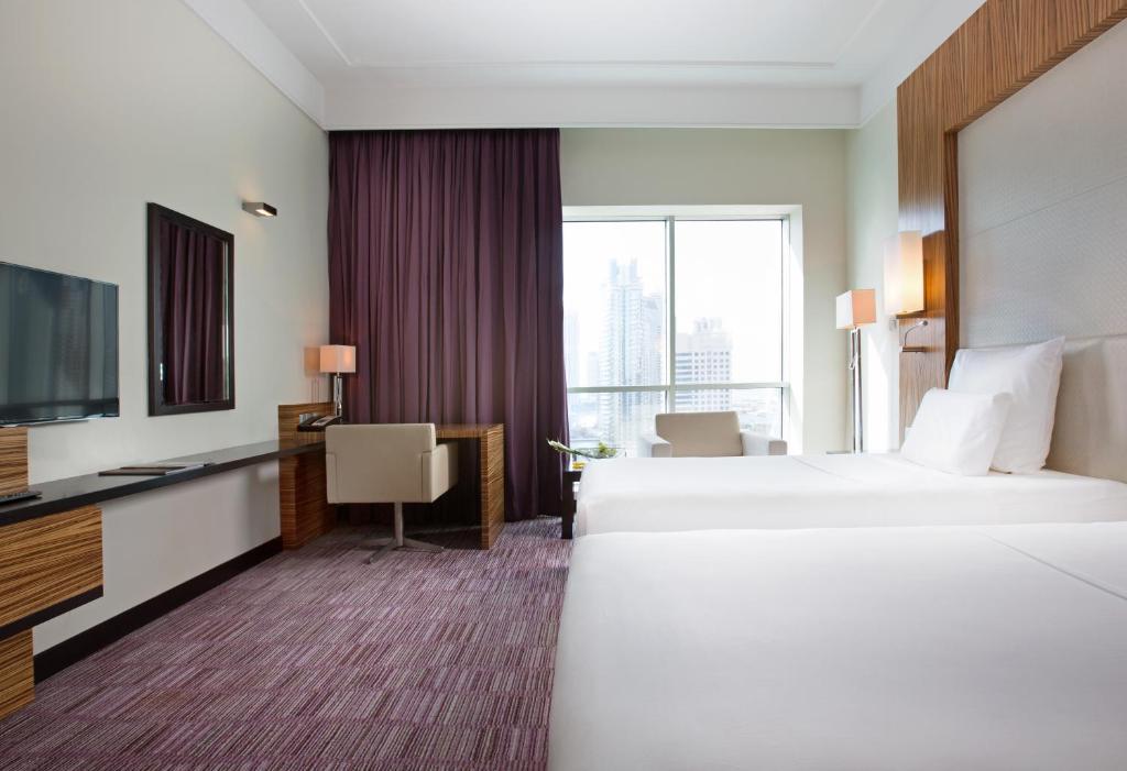 Отзывы про отдых в отеле, Pullman Dubai Jumeirah Lakes Towers