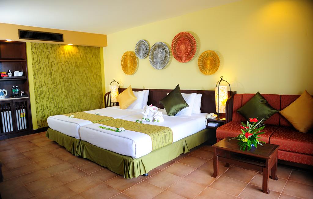 Туры в отель Andaman Cannacia Resort Пляж Ката Таиланд