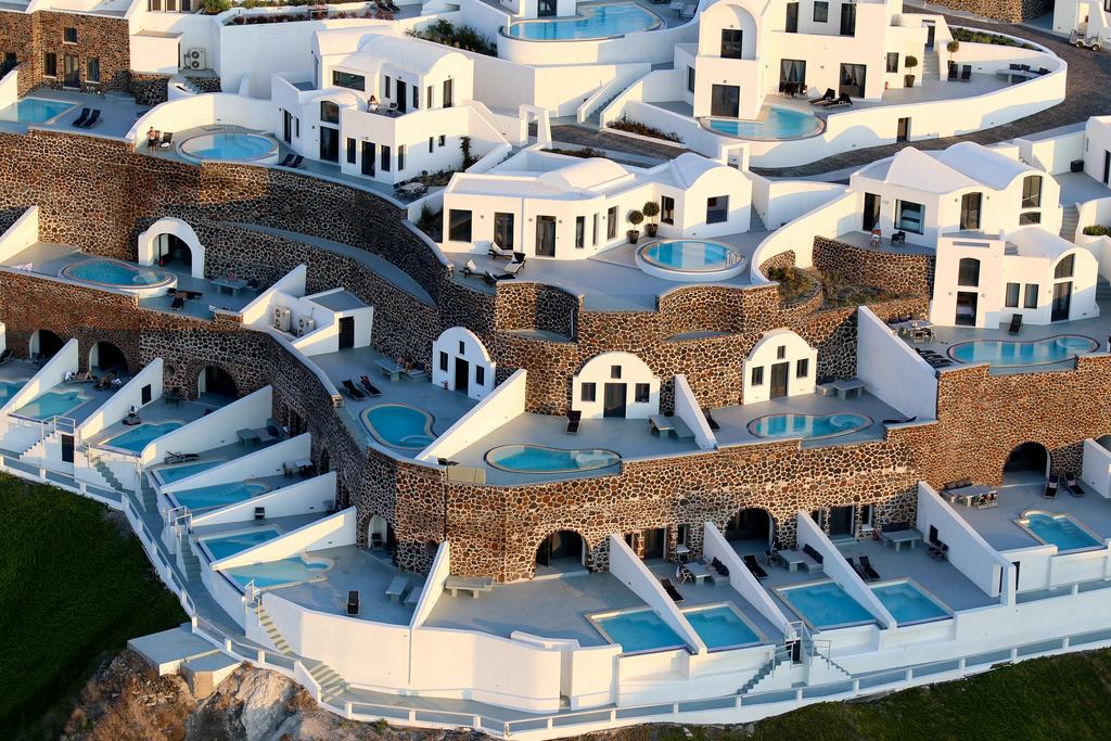 Ambassador Santorini Luxury Villas & Suites, Греція