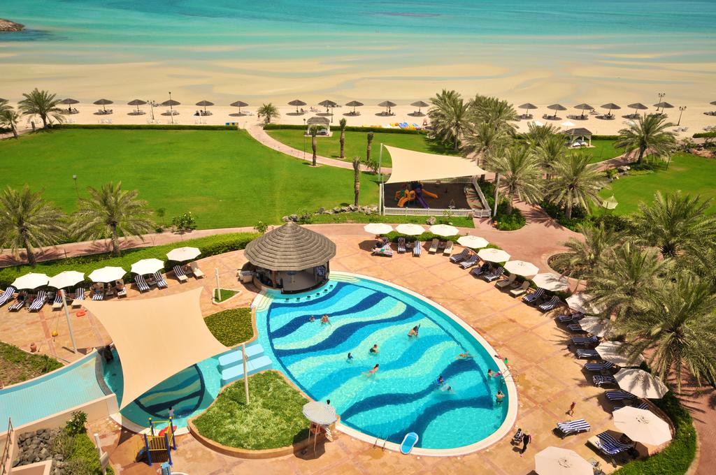 Danat Jebel Dhanna Resort, фотографії території