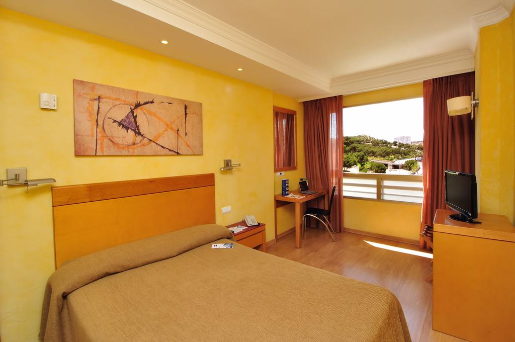 Отзывы про отдых в отеле, Hotel Maya Alicante