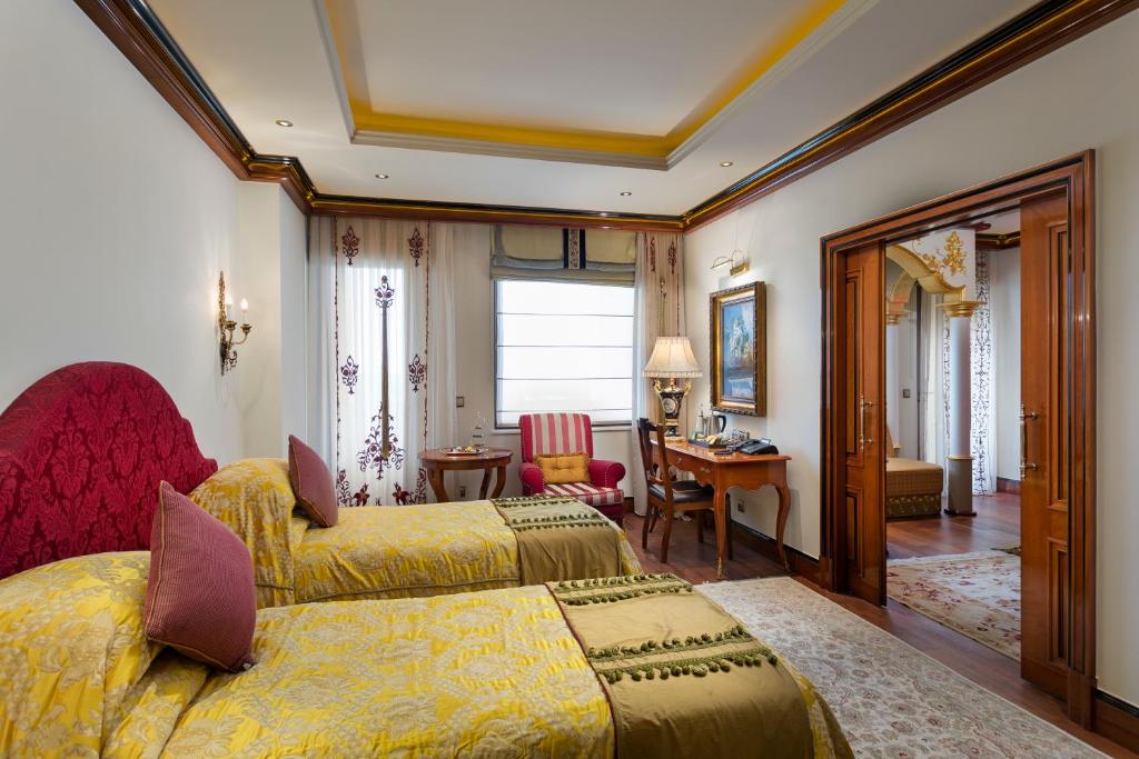 Hotel reviews, Titanic Mardan Palace