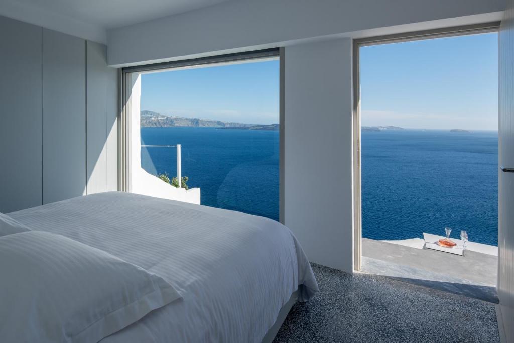 Туры в отель Echoes Luxury Suites Санторини (остров)