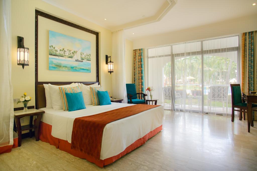 Recenzje hoteli Sarova Whitesands Beach Resort