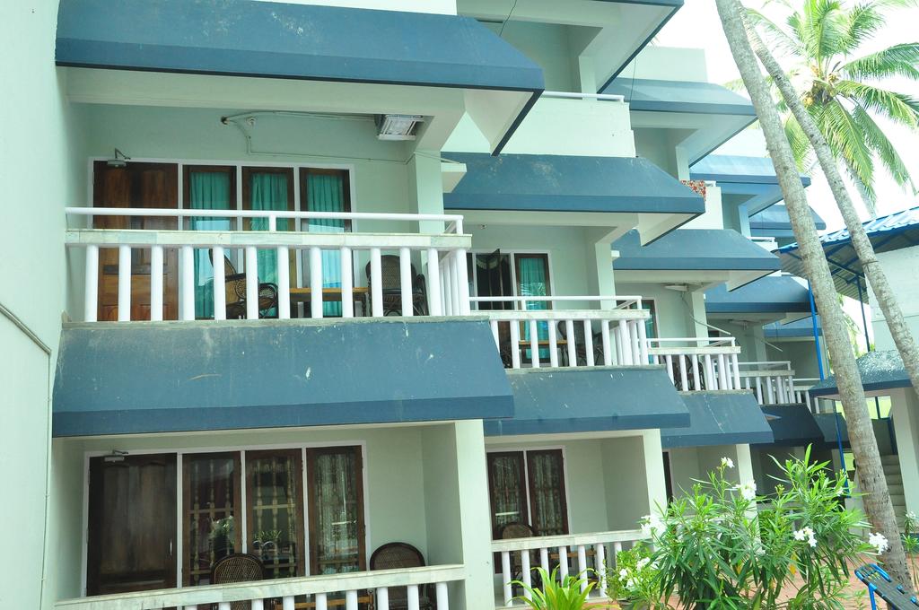 Горящие туры в отель Pappukutty Beach Resort