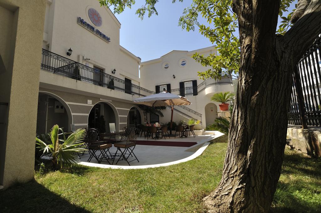 Hotel rest Djuric Petrovac Montenegro