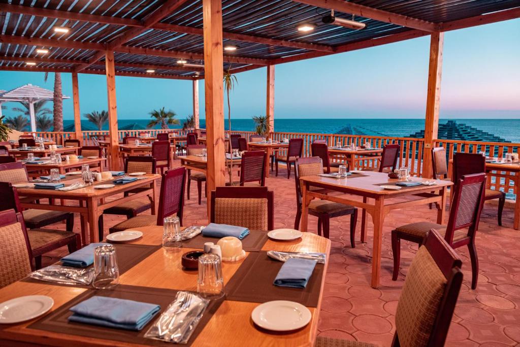 Тури в готель Grand Oasis Resort Sharm El Sheikh Шарм-ель-Шейх