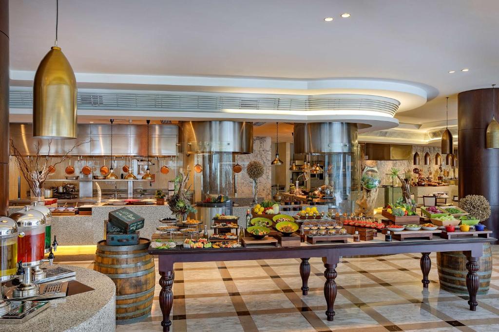 Waldorf Astoria Dubai Palm Jumeirah, Palma Dubajska, zdjęcia z wakacje
