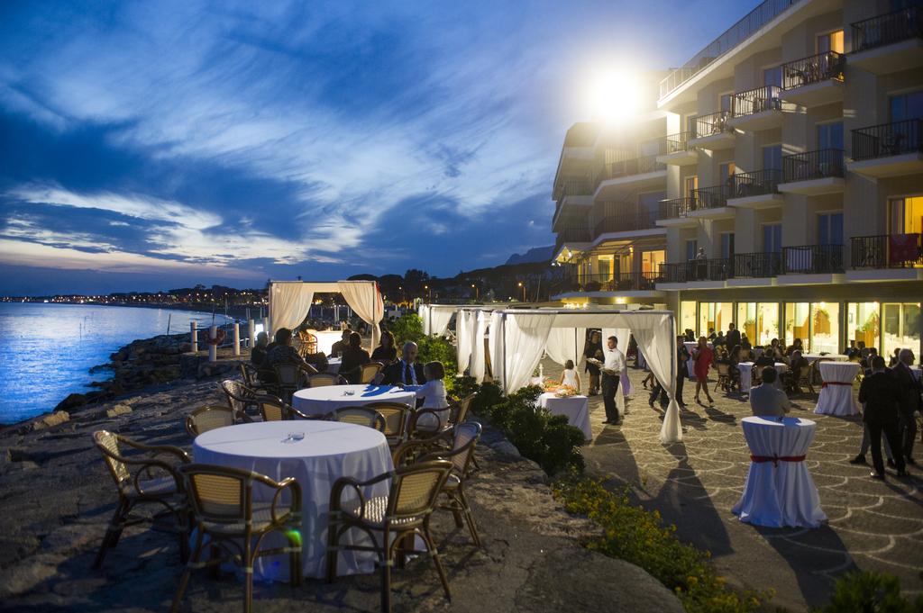 Готель, Террачина, Італія, Grand Hotel L'Approdo