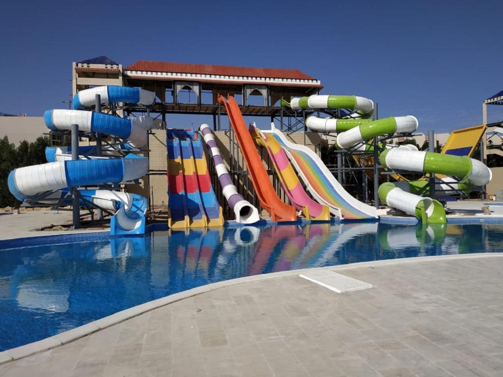 Hurghada Gravity Samra Bay Resort ceny