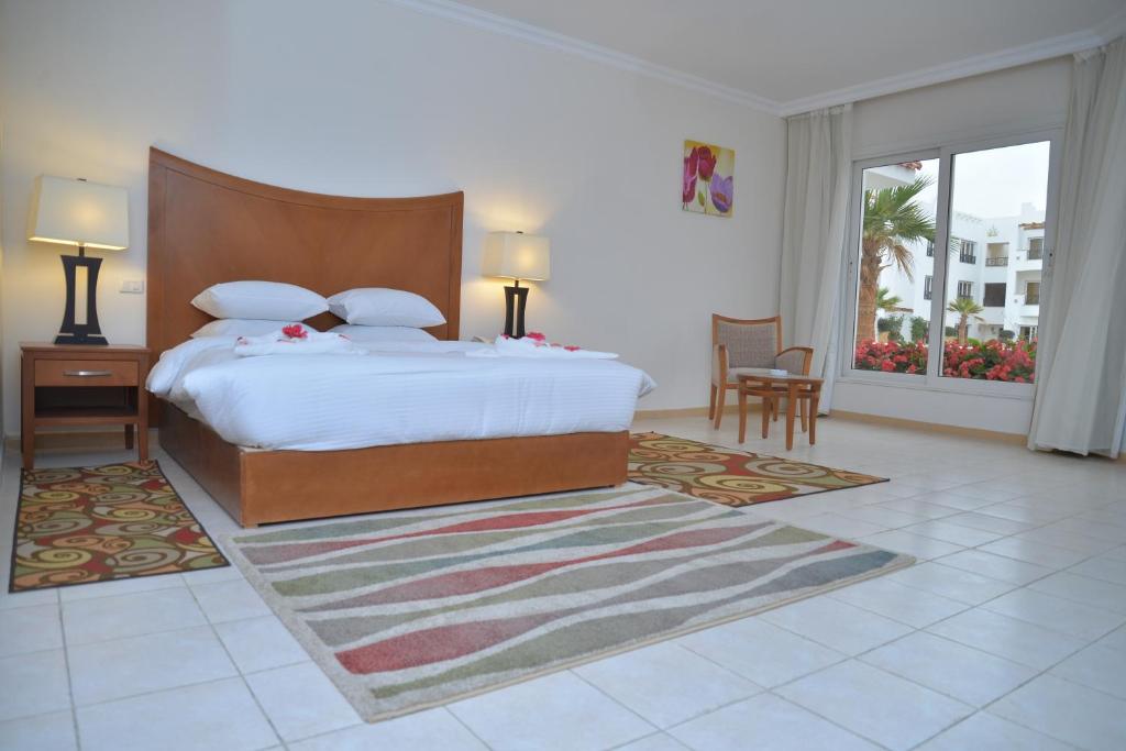 Горящие туры в отель Old Vic Sharm Resort