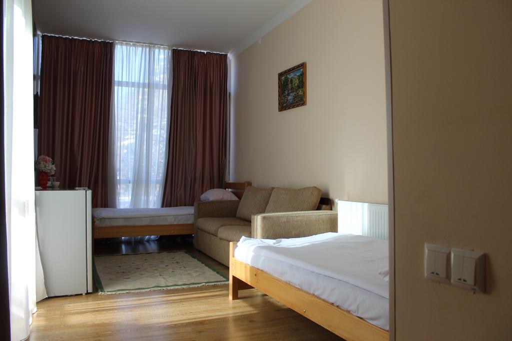 Отдых в отеле Borjomi Aisi