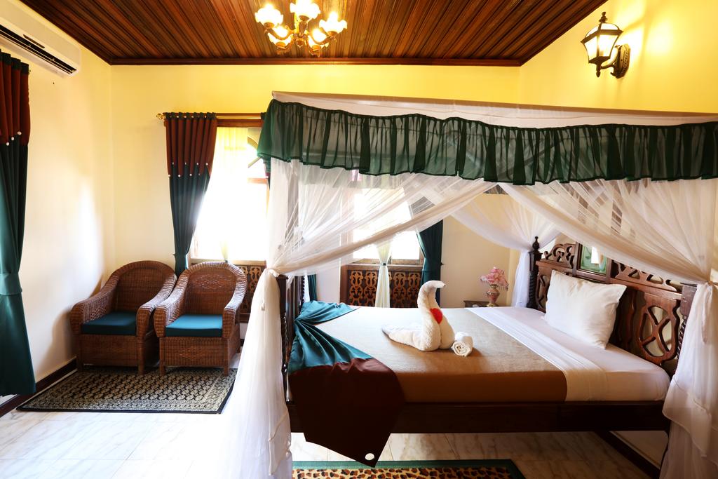 Tausi Palace Hotel Танзания цены