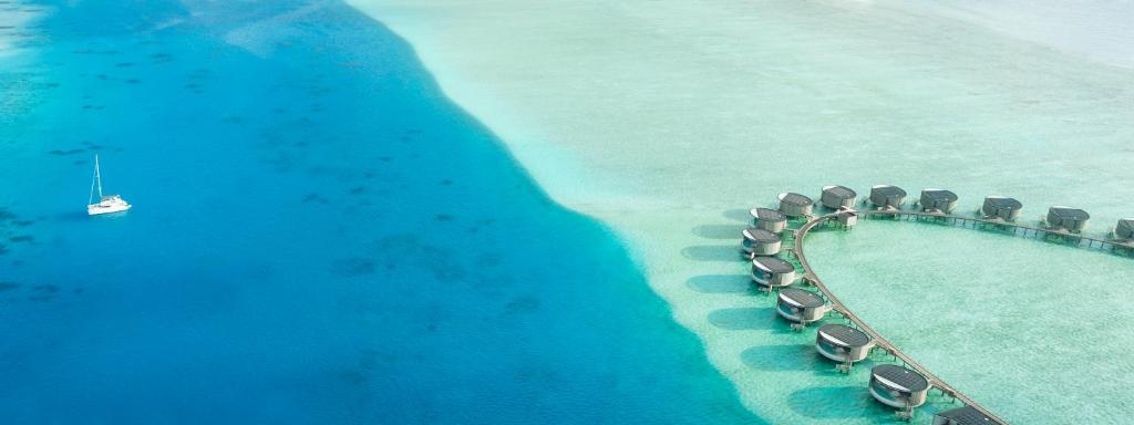 Гарячі тури в готель The Ritz-Carlton Maldives Північний Мале Атол