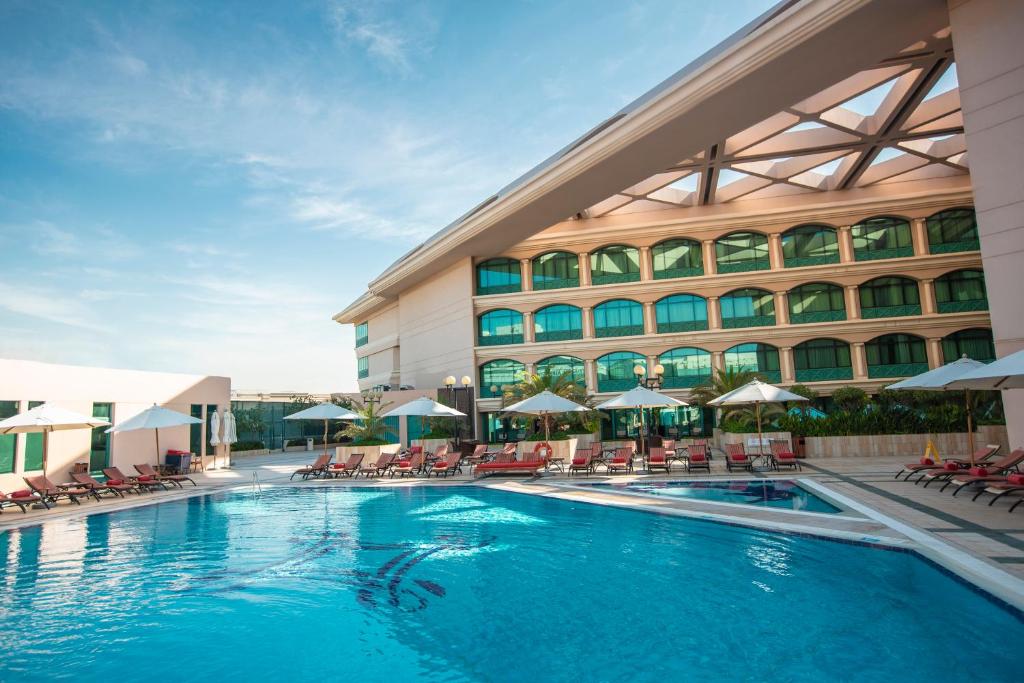 Відпочинок в готелі Movenpick Grand Al Bustan (ex. Roda Al Bustan) Дубай (місто) ОАЕ