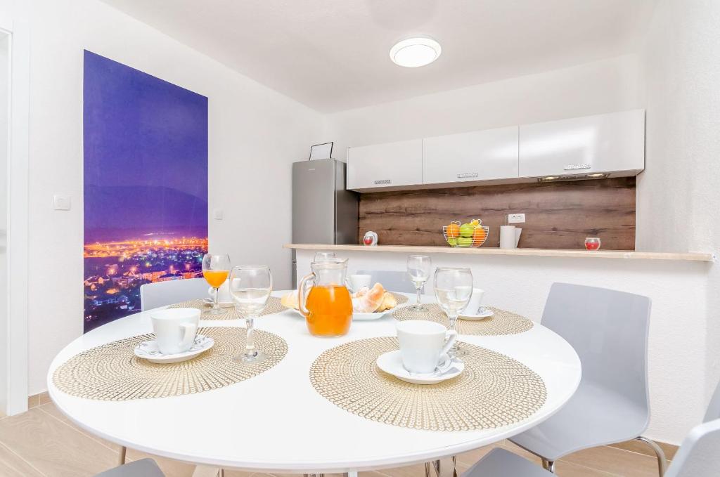 South Dalmatia Apartment And Rooms Villa Niko prices
