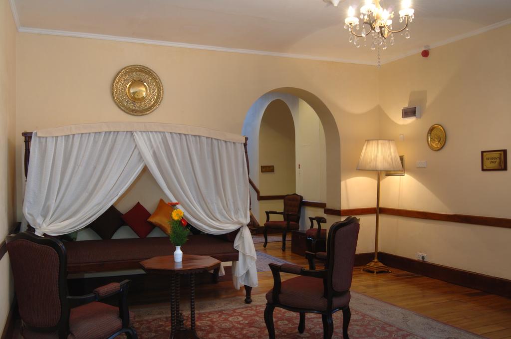 Grand Hotel, Nuwara Elija ceny