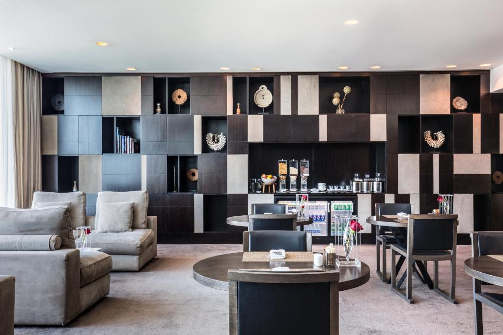 Отзывы про отдых в отеле, The Canvas Dubai - Mgallery Hotel Collection