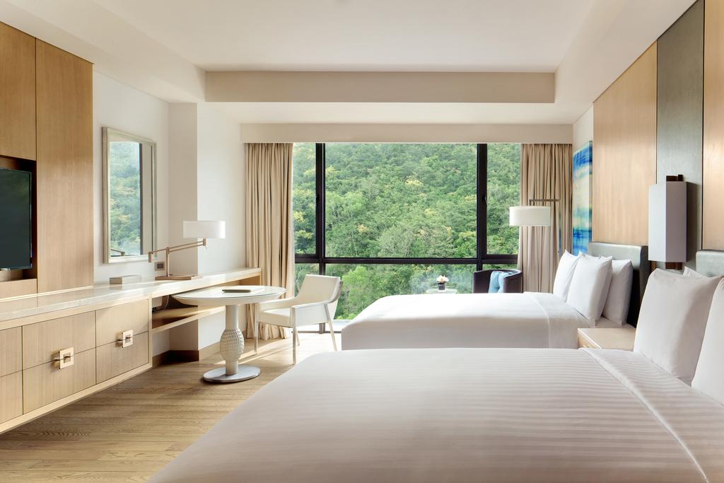 Отзывы об отеле Sanya Marriott Hotel Dadonghai Bay