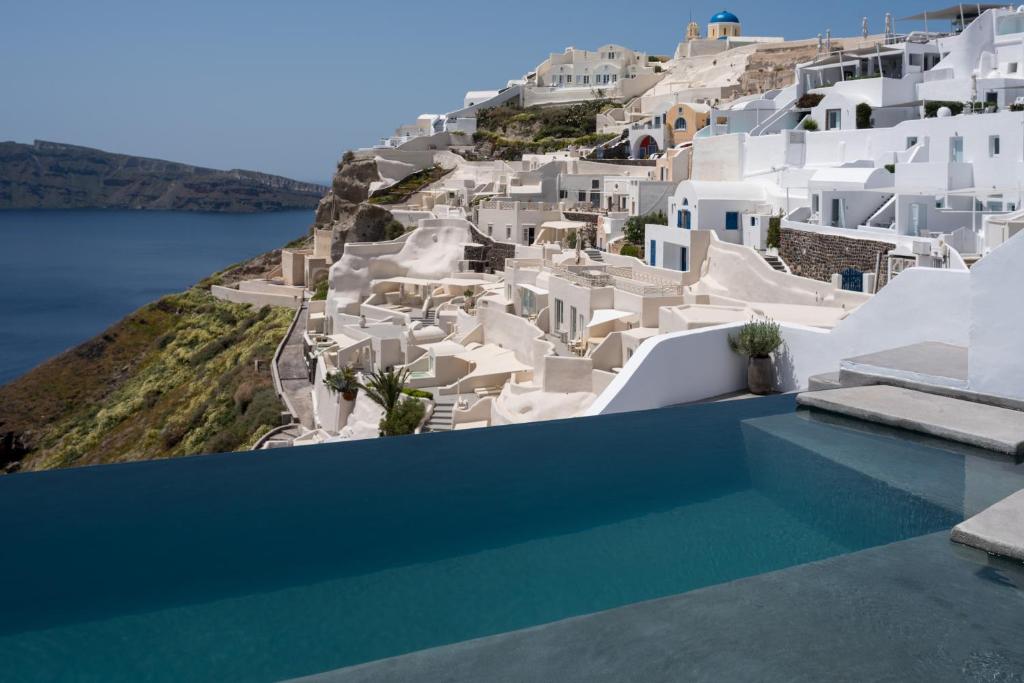 Горящие туры в отель Echoes Luxury Suites Санторини (остров) Греция